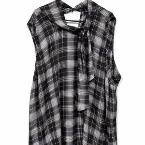 Torrid Plaid Sleeveless Top - Black and White Size 4
